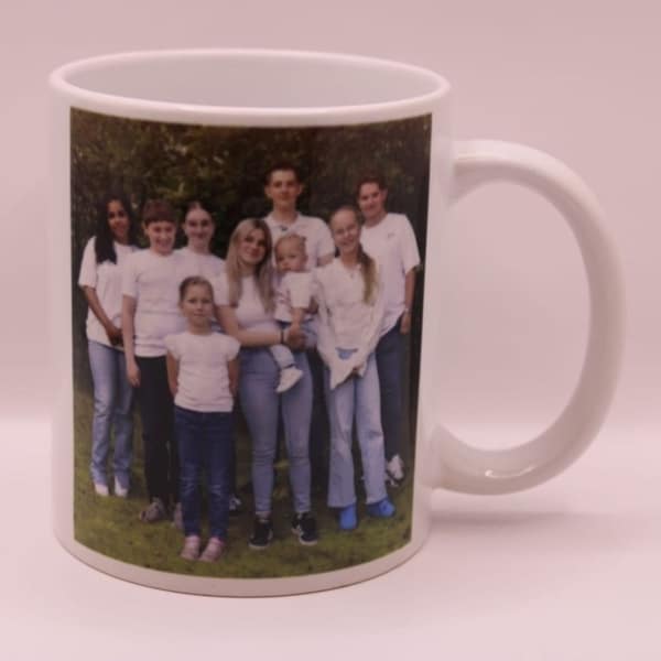 bestel nu deze leuke mok die je helemaal naar wens kunt personaliseren met naam, leeftijd, tekst, foto of leuke afbeelding. foto familie foto