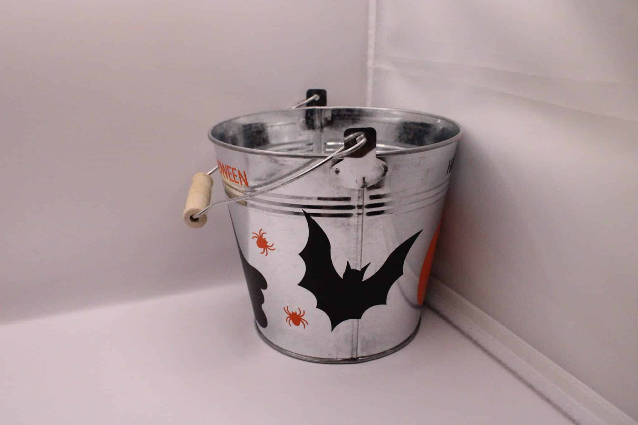 Bestel nu deze leuke HALLOWEEN emmer, thema is naar wens aan te passen